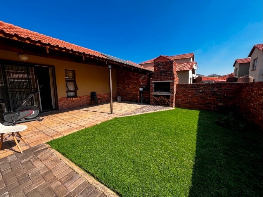 3 Bedroom Property for Sale in Waterval East North West